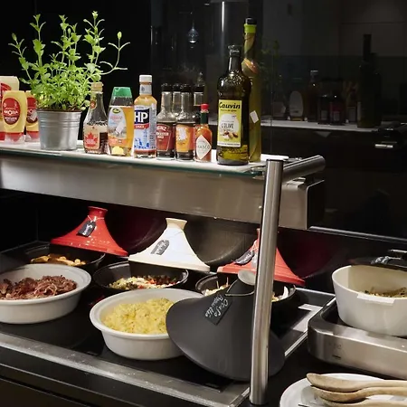 Park By Radisson Liege Airport Hotel 4*