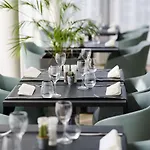 Park By Radisson Liege Airport Hotel 4*