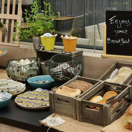 Park By Radisson Liege Airport 4*