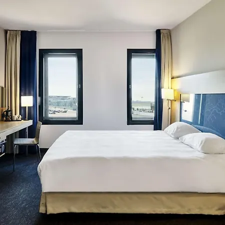 Park By Radisson Liege Airport Hotel 4*