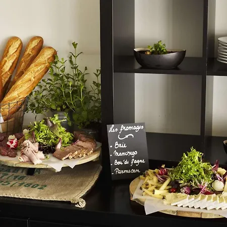 Park By Radisson Liege Airport Hotel 4*