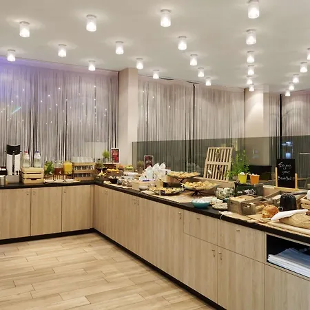 Park By Radisson Liege Airport 4*