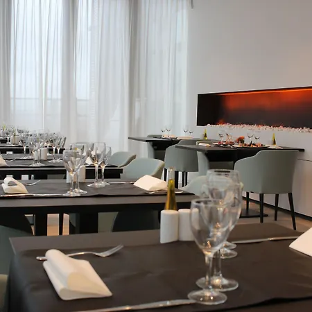 Park By Radisson Liege Airport 4*