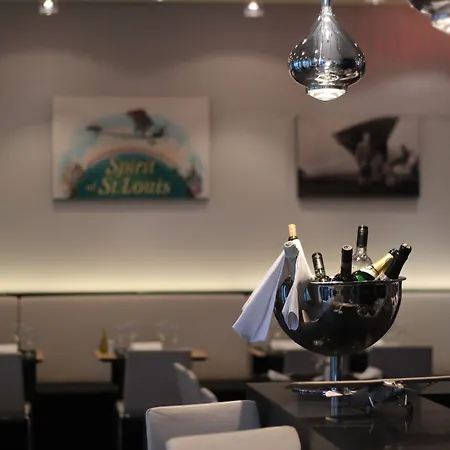 Park By Radisson Liege Airport Hotel 4*