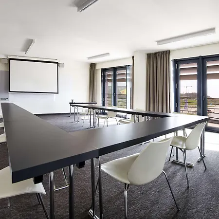 Park By Radisson Liege Airport