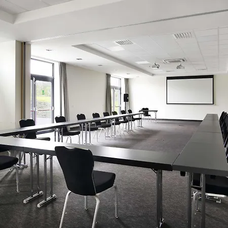 Park By Radisson Liege Airport Hotel