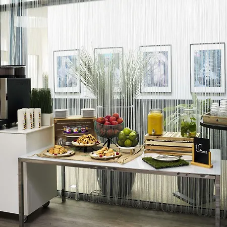 Park By Radisson Liege Airport Hotel