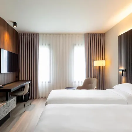 Park By Radisson Liege Airport Hotel