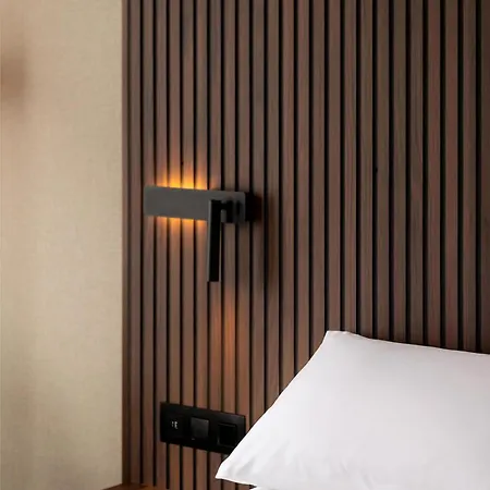 Park By Radisson Liege Airport Hotel 4*