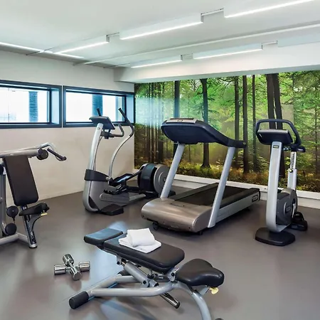 Park By Radisson Liege Airport Hotel