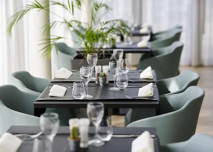 Park By Radisson Liege Airport Hotel 4*