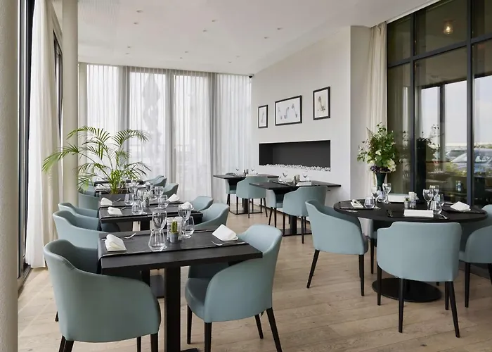 Park By Radisson Liege Airport Hotel 4*