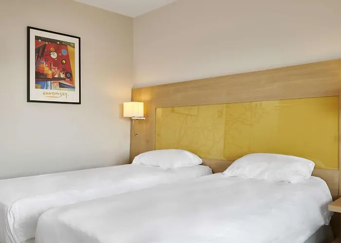 Park By Radisson Liege Airport 4*