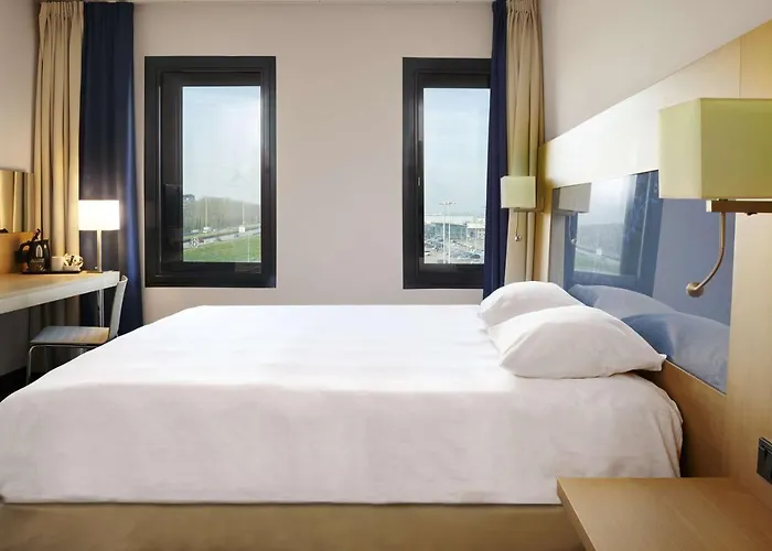 Park By Radisson Liege Airport 4*