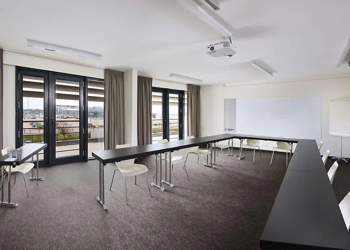 Park By Radisson Liege Airport