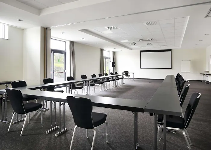 Park By Radisson Liege Airport Hotel